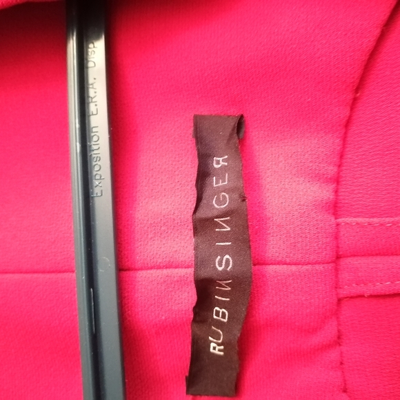 Red asymmetrical wrap dress - Picture 5 of 8